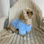 TailTailor® Handgestrickter Frühlings-Hundepullover aus Flauschgarn – Mit Herz-Motiv, Pastellfarben & Maßanfertigung